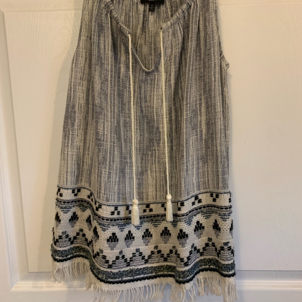 Drew blue and white burlap‎ like tank